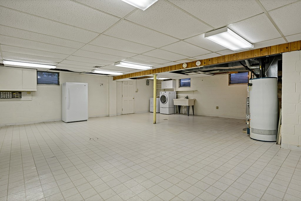 1357 Country Club Road