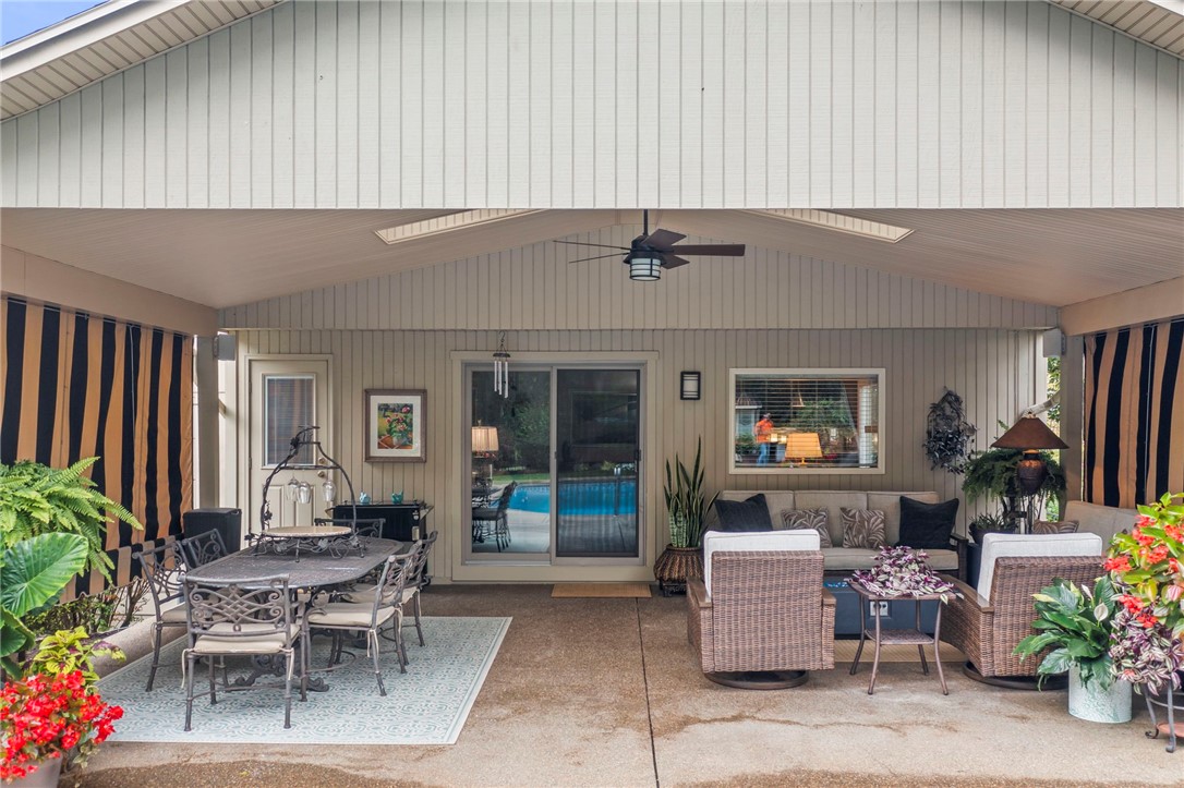 102 Maid Marion Lane