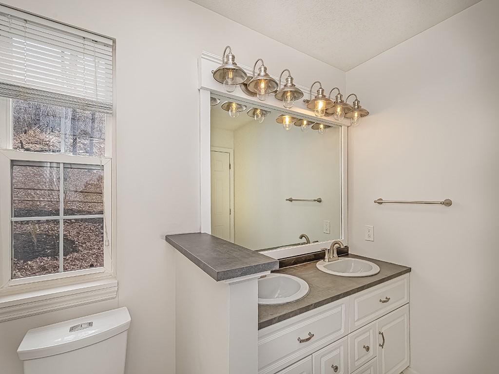 4244 Timberlane Drive