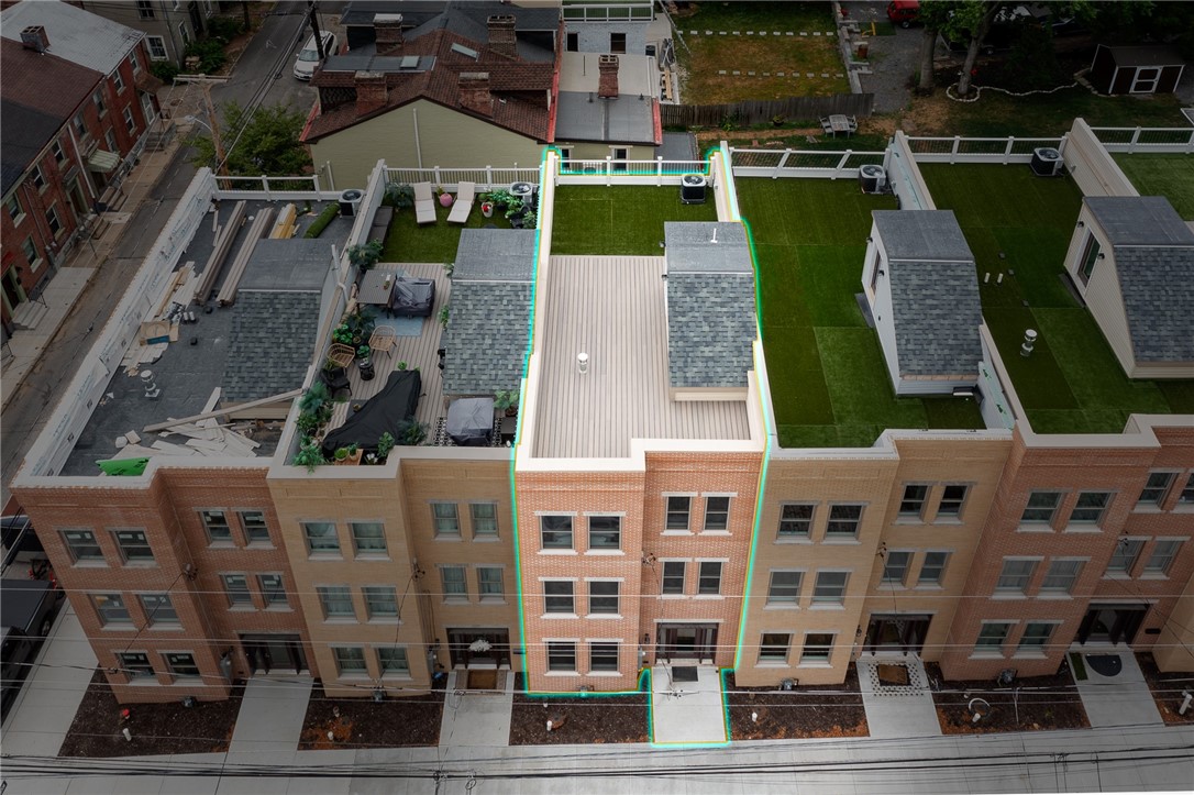 1607 Buena Vista Street