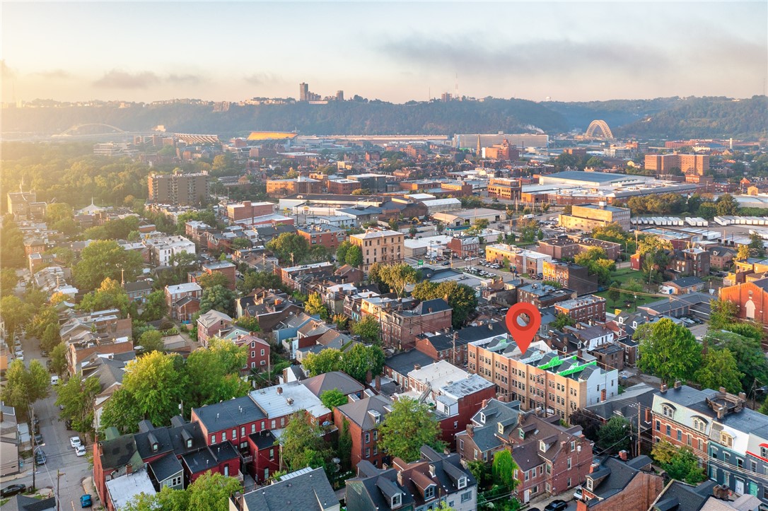 1607 Buena Vista Street