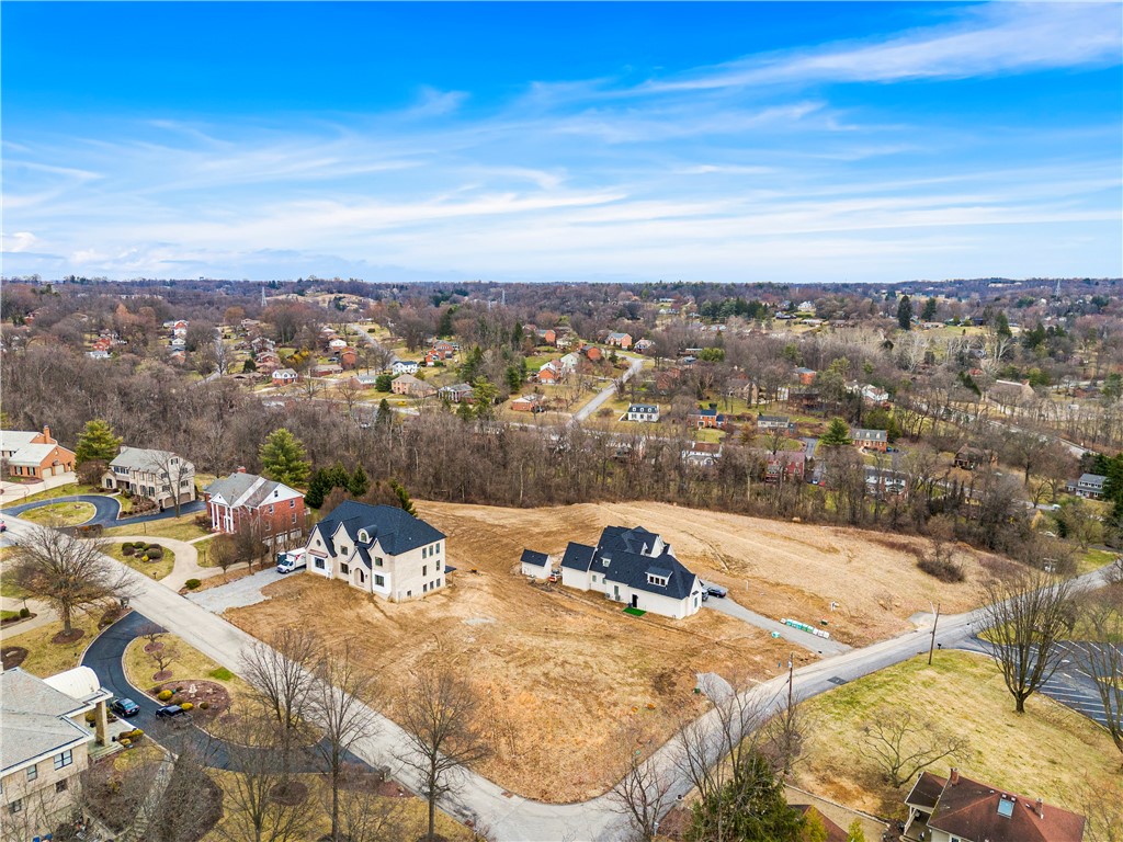 1661 Hollow Tree Dr