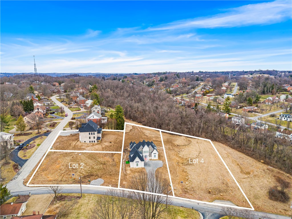 1661 Hollow Tree Dr