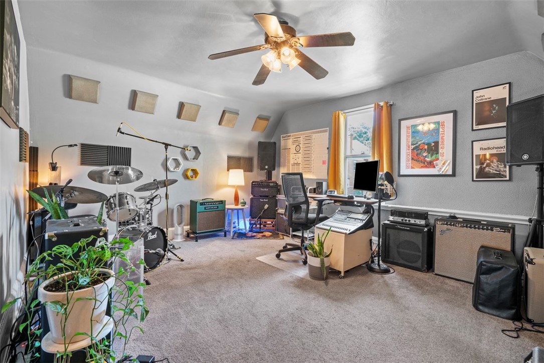 1037 Chislett Street