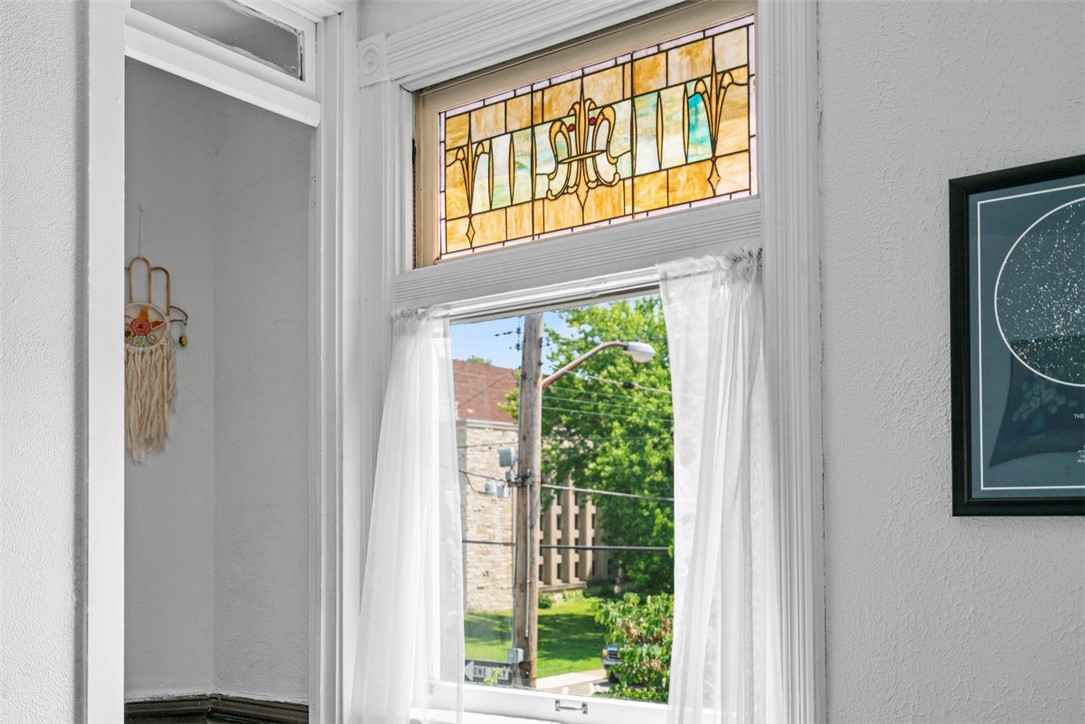 1037 Chislett Street