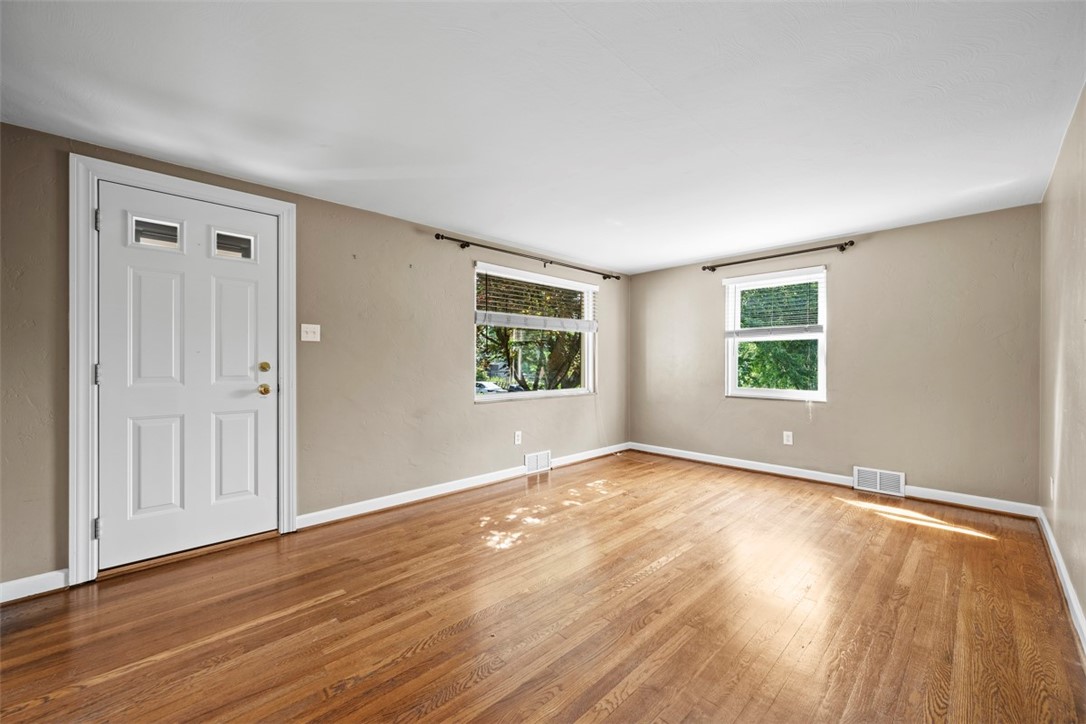 345 Franklin Dr