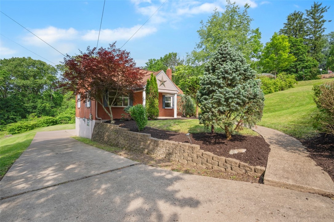 345 Franklin Dr