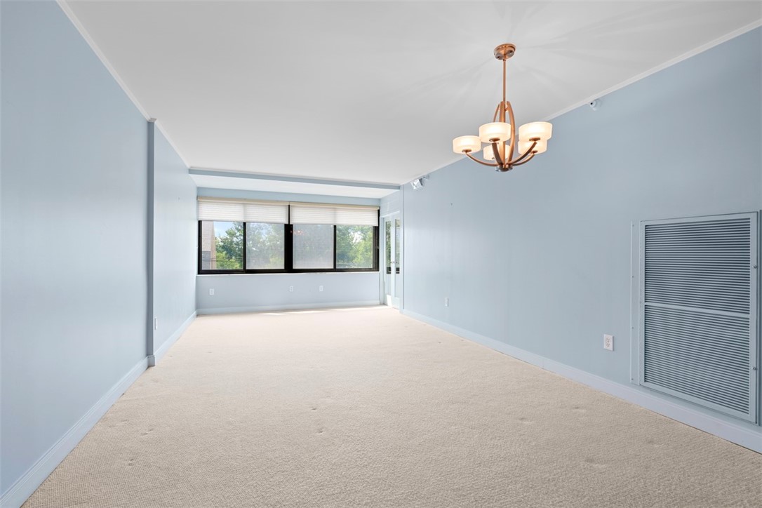 750 Washington Rd 205