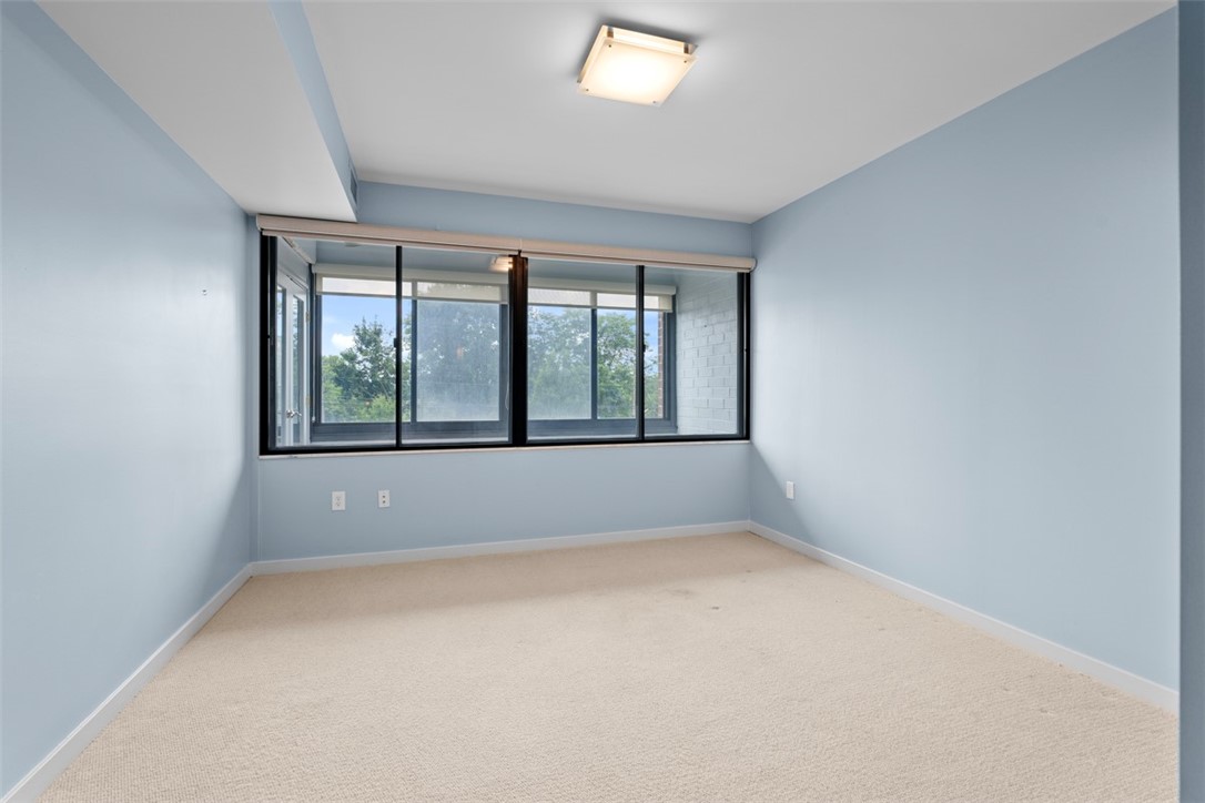 750 Washington Rd 205