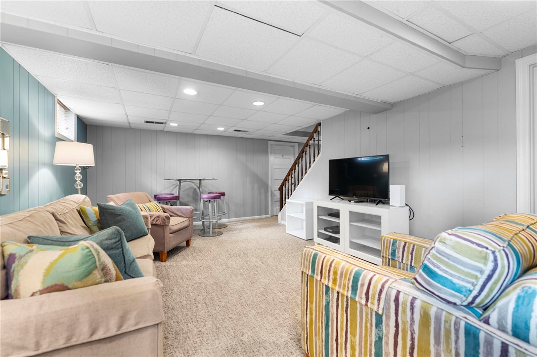 829 Ridgefield Avenue