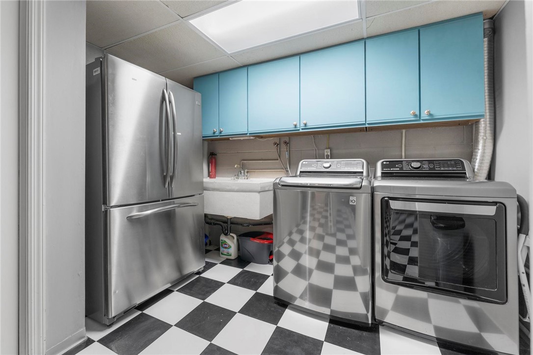 829 Ridgefield Avenue