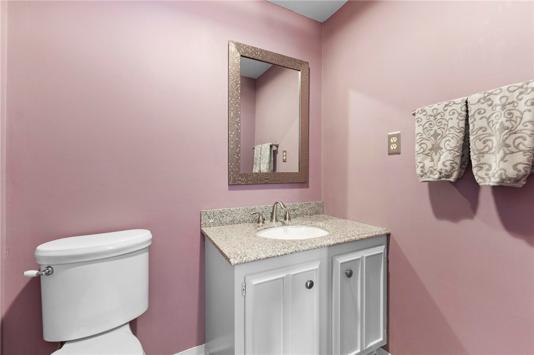 829 Ridgefield Avenue