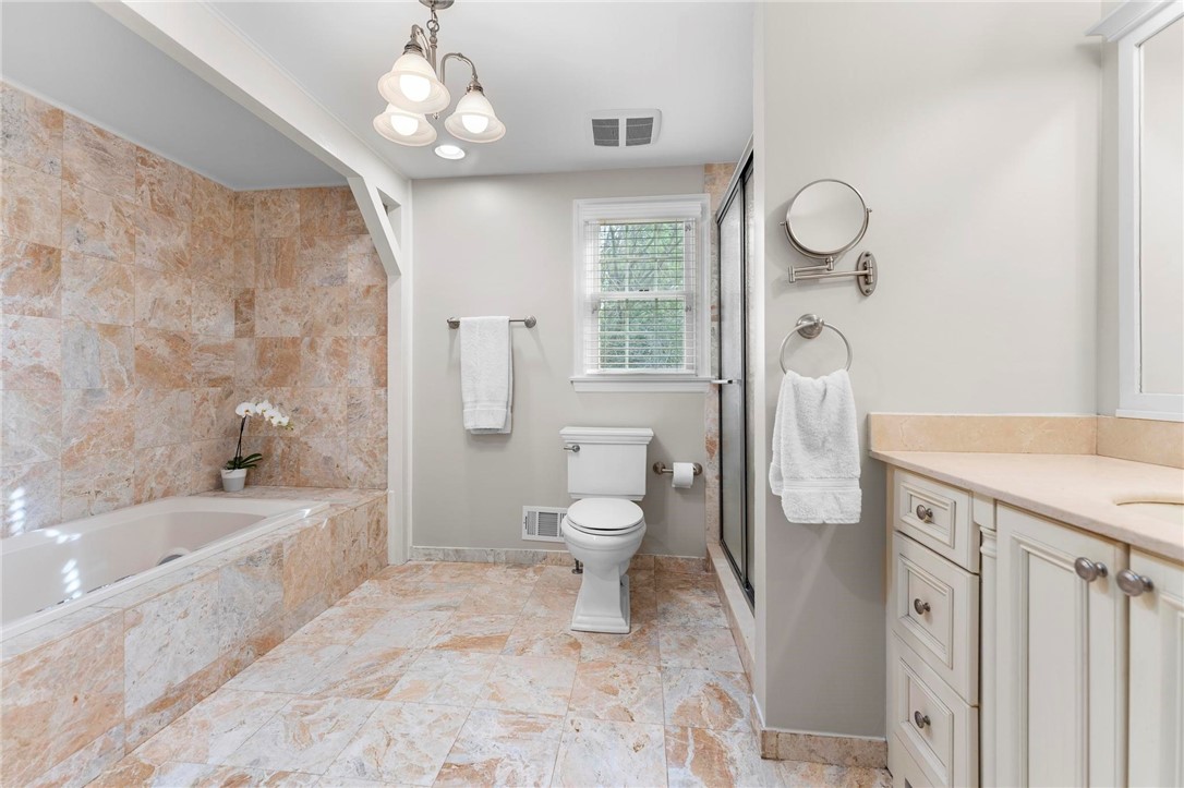 829 Ridgefield Avenue