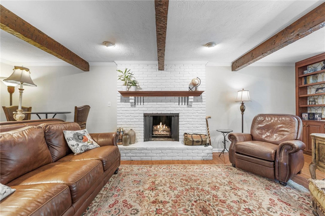 829 Ridgefield Avenue