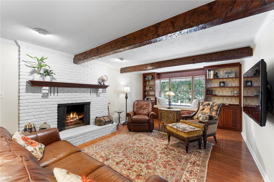 829 Ridgefield Avenue