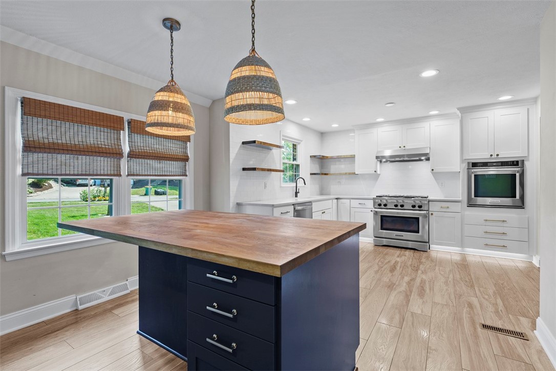2668 Timberglen W Dr
