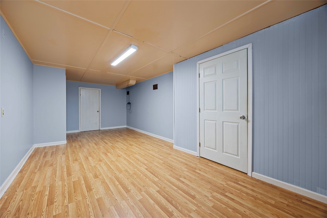 3104 Woodridge Dr