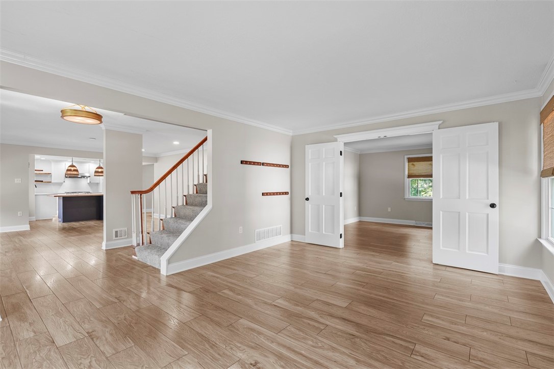 2668 Timberglen West