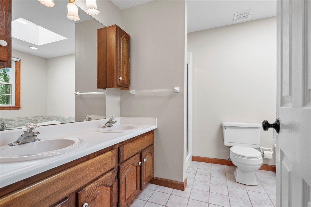 2668 Timberglen West