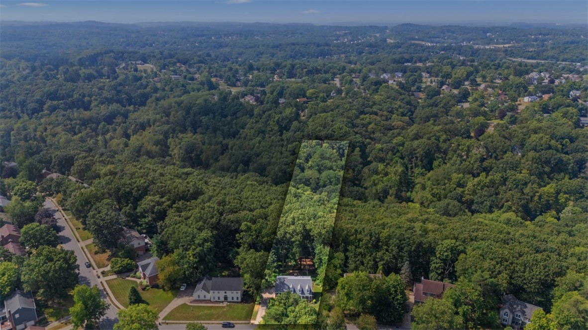 2668 Timberglen West