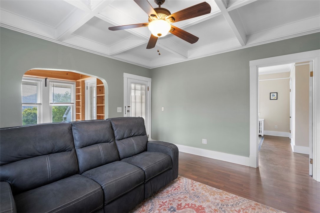 418 Mount Vernon Ave