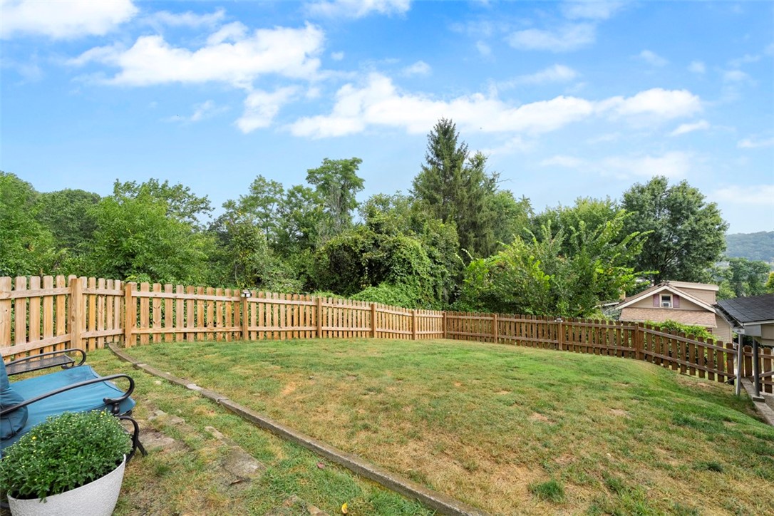 418 Mount Vernon Ave