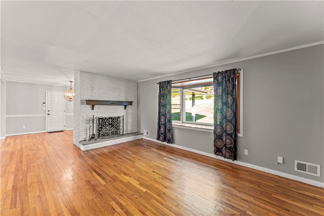 106 Stratford Drive