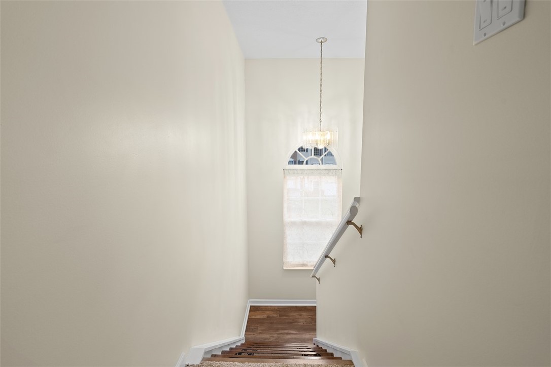 3212 Canterbury Dr