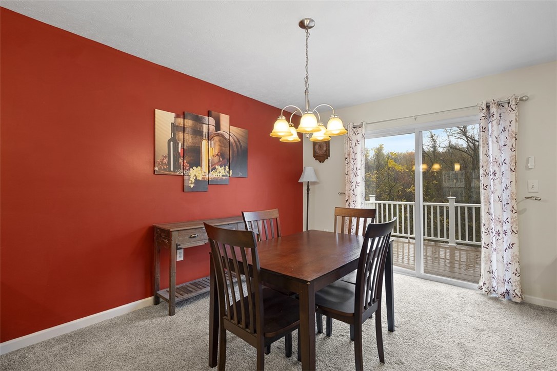 3212 Canterbury Dr