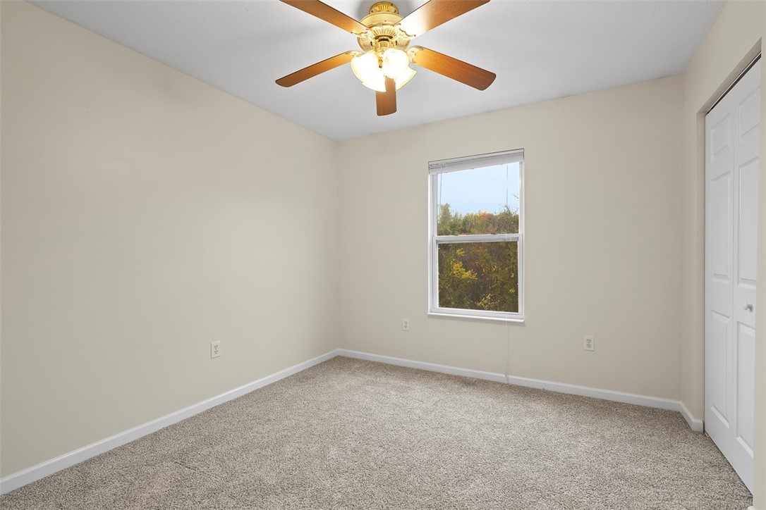 3212 Canterbury Dr