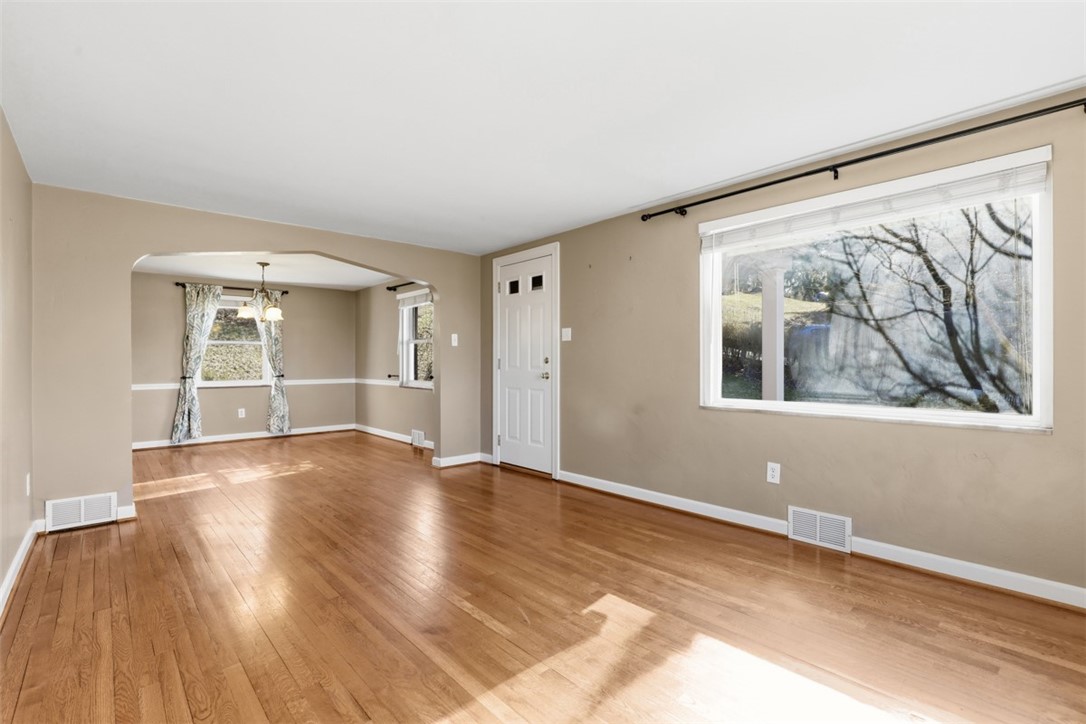 345 Franklin Dr
