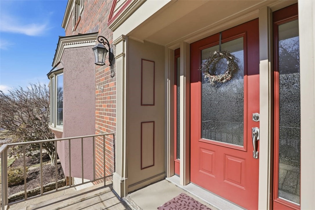270 Twin Hills Dr