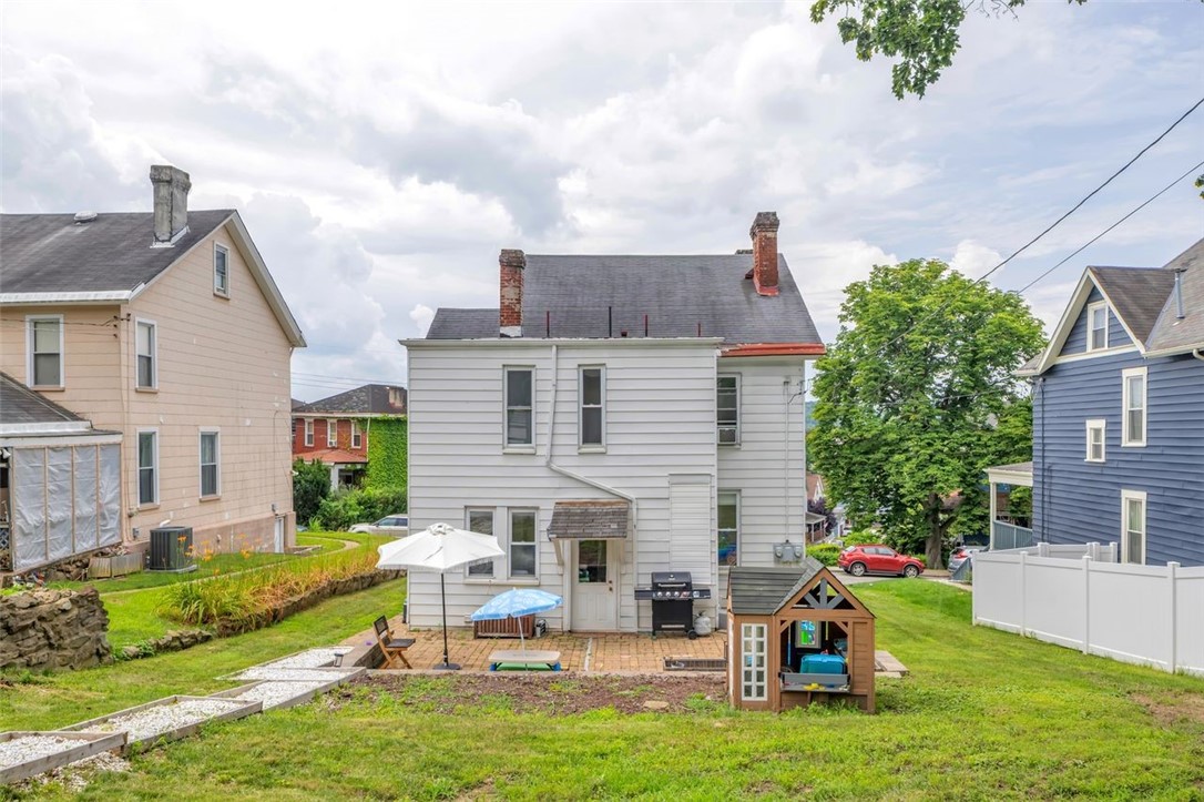 27 Danvers Ave