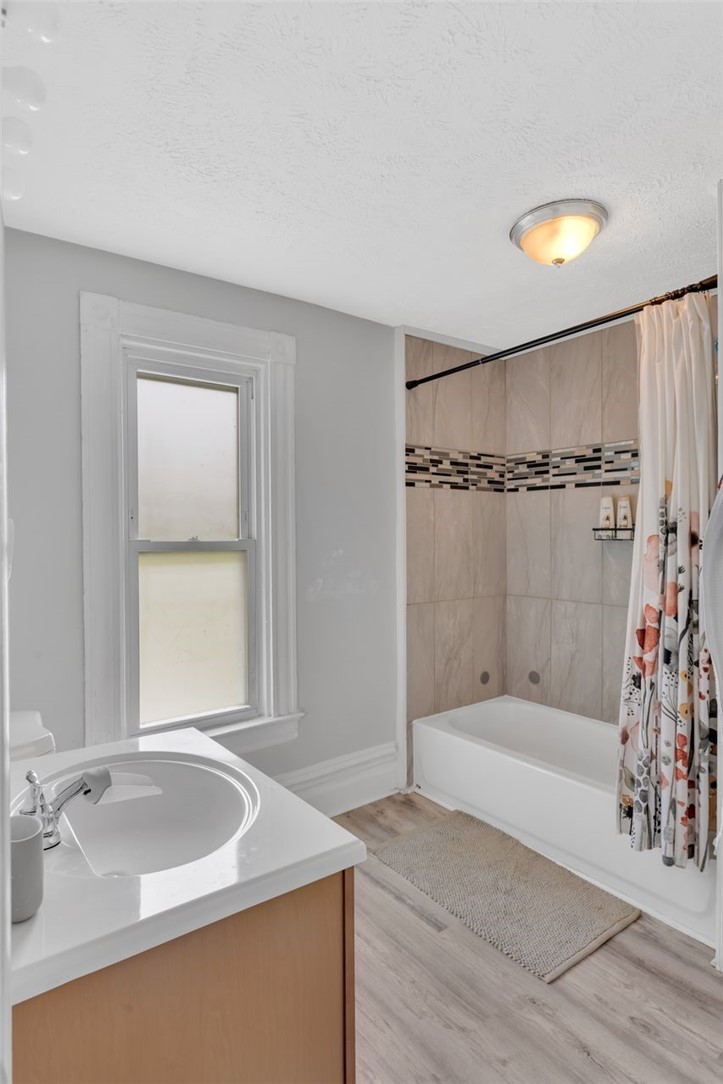 27 Danvers Ave