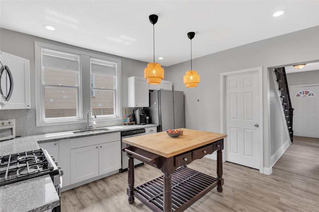 27 Danvers Ave