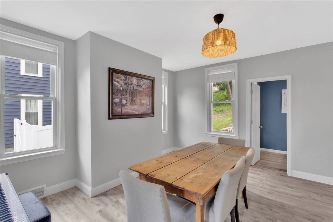 27 Danvers Ave