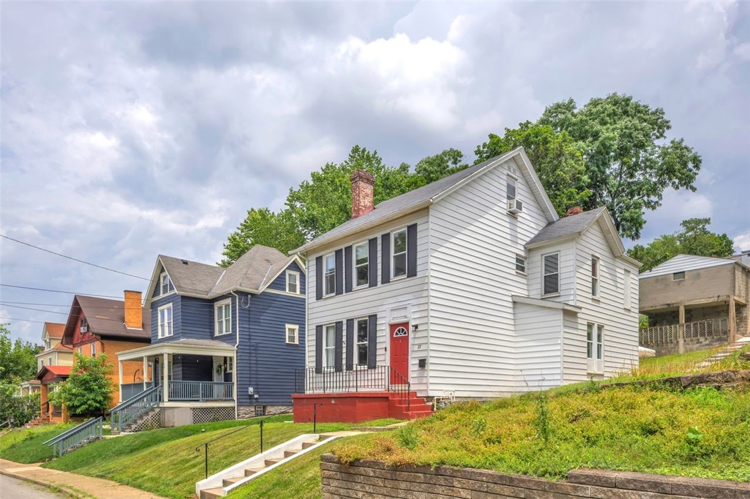 27 Danvers Ave