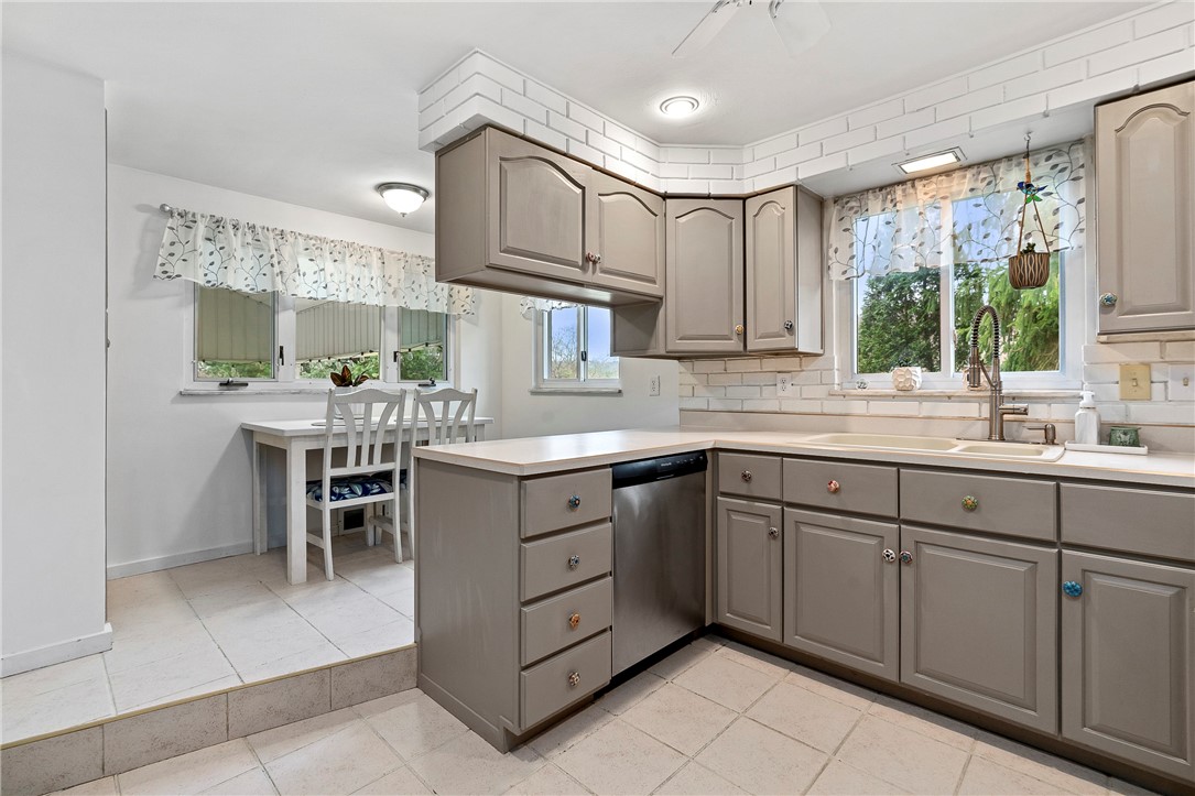3195 Pinecrest Ct