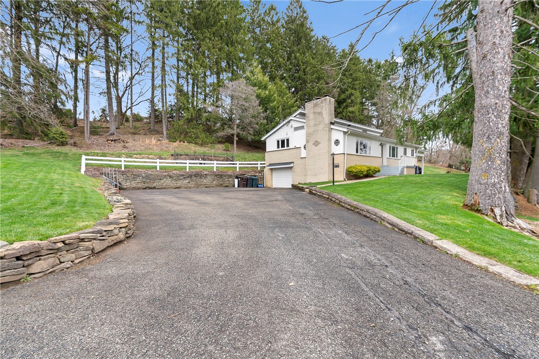 3195 Pinecrest Ct
