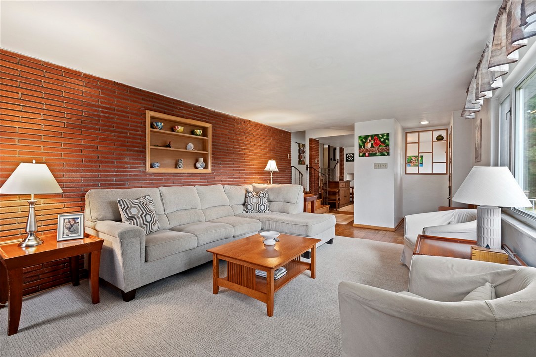3195 Pinecrest Ct