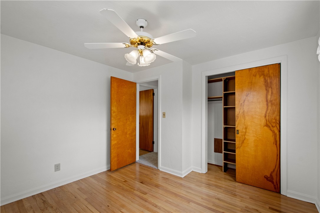 332 Long Dr
