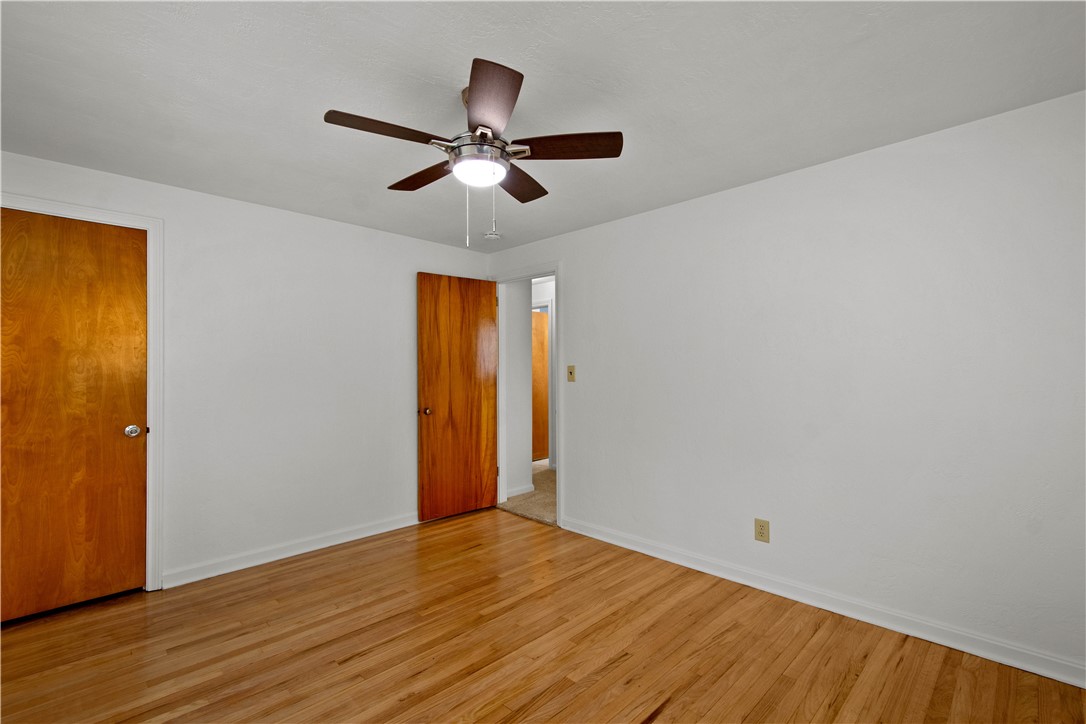 332 Long Dr