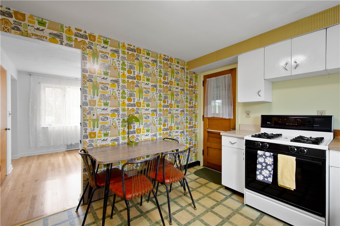 332 Long Dr