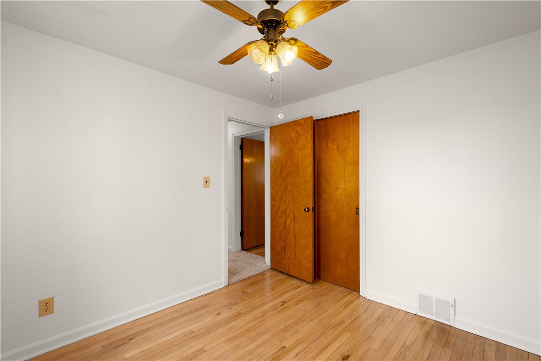 332 Long Dr