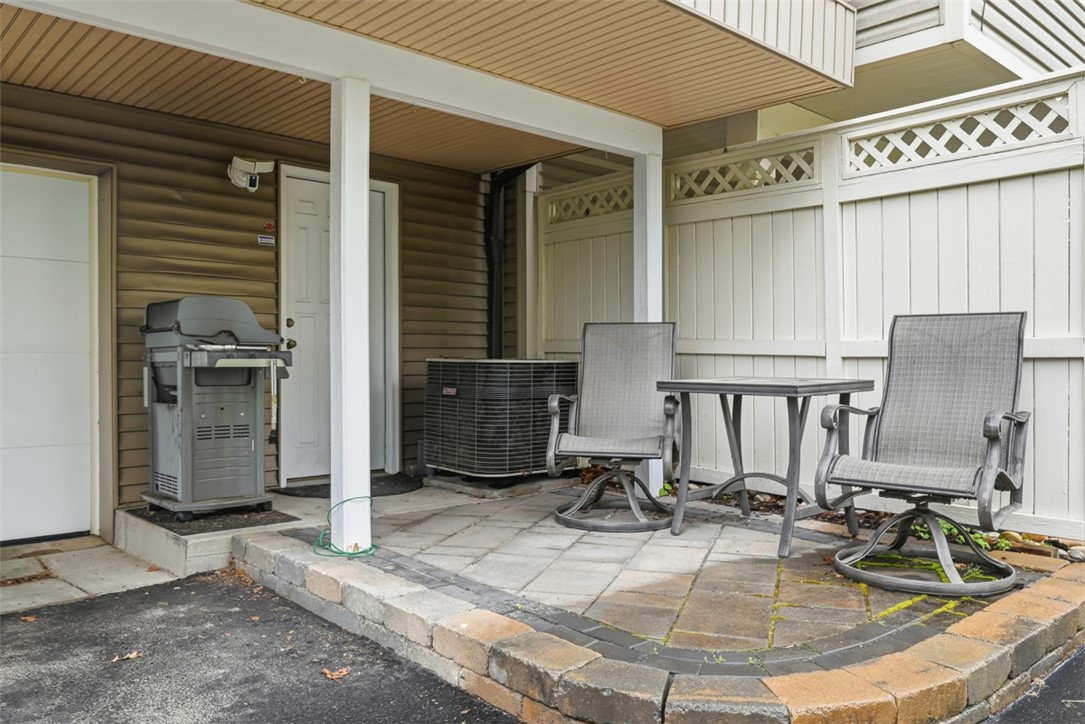 606 Canterbury Dr