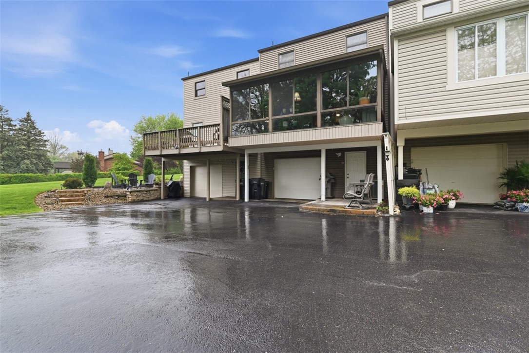 606 Canterbury Dr
