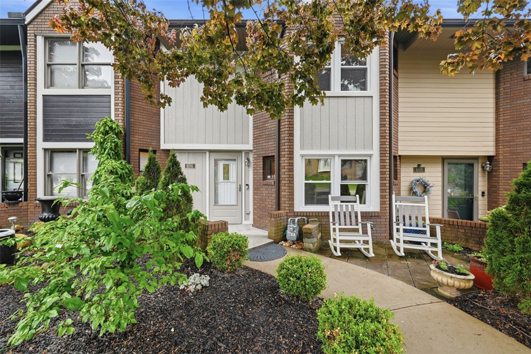 606 Canterbury Dr