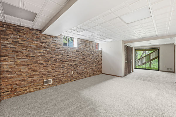 2493 Elkridge Drive DRIVE