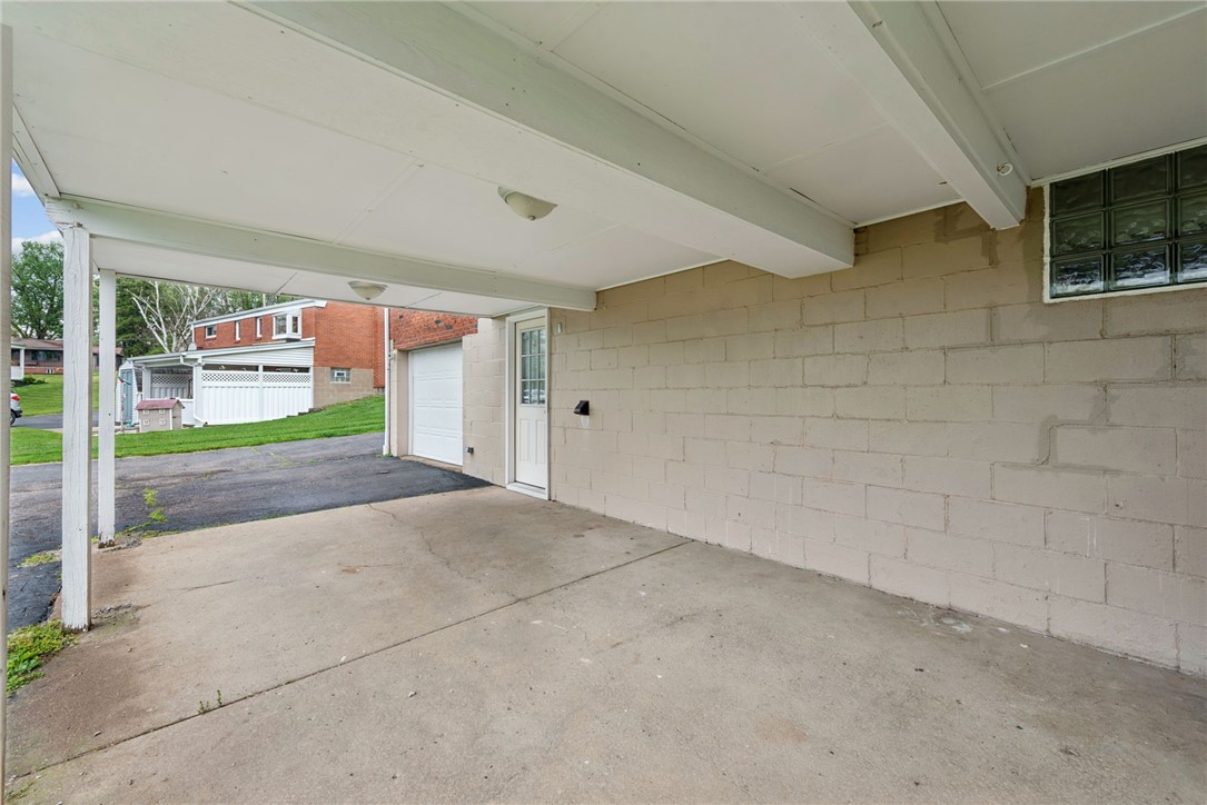 5667 Janet Dr