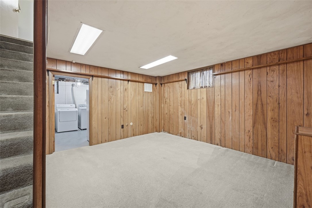 139 E Edgewood Dr